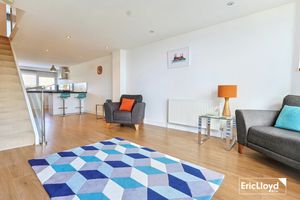 Photo 25- click for photo gallery